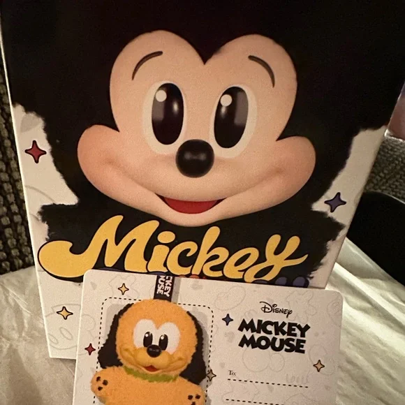 Disney Mickey Mouse Family Keychain - The package is not opened it is confirmed - Picture 1 of 4